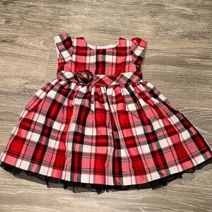 Carter’s Baby Girl Dress Size 6 Months